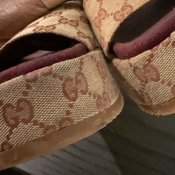 Gucci Platform Slides - Picture 3 of 5